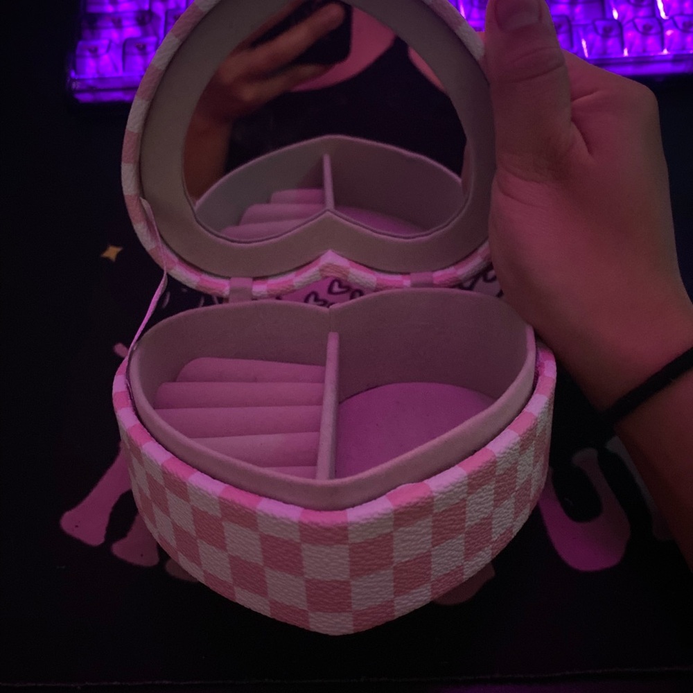 Pink Checkered Heart Jewelry Box